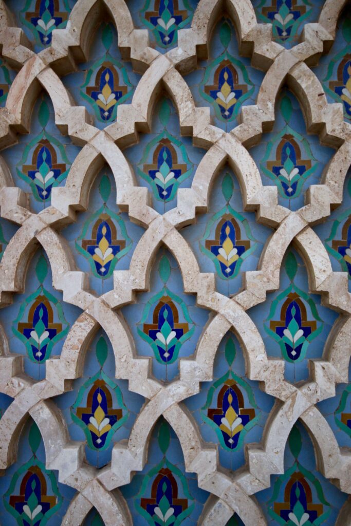 Best way to get from Rabat to Casablanca - Beautiful tiling on the Hassan II Mosque in Casablanca