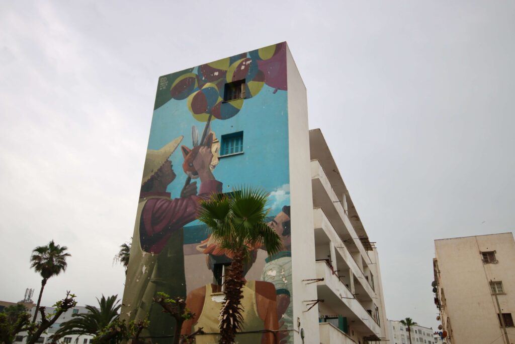 How to get from Casablanca Airport to Rabat - A mural adorns an apartment building in Casablanca