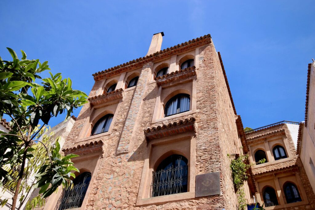 Best way to get from Fes to Chefchaouen - a traditional building in the medina of Chefchaouen