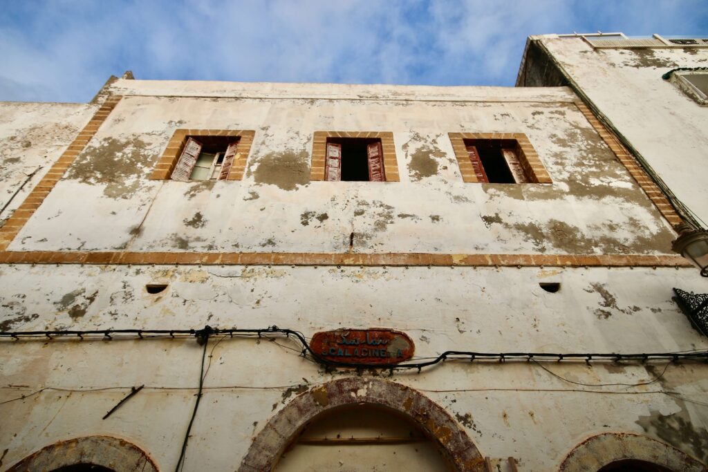 Best tours and day trips in Essaouira - A worn building in the Essaouira medina
