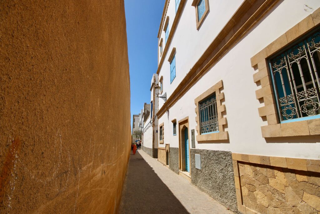 Essaouira travel guide - Walking along the ramparts of the Essaouira medina