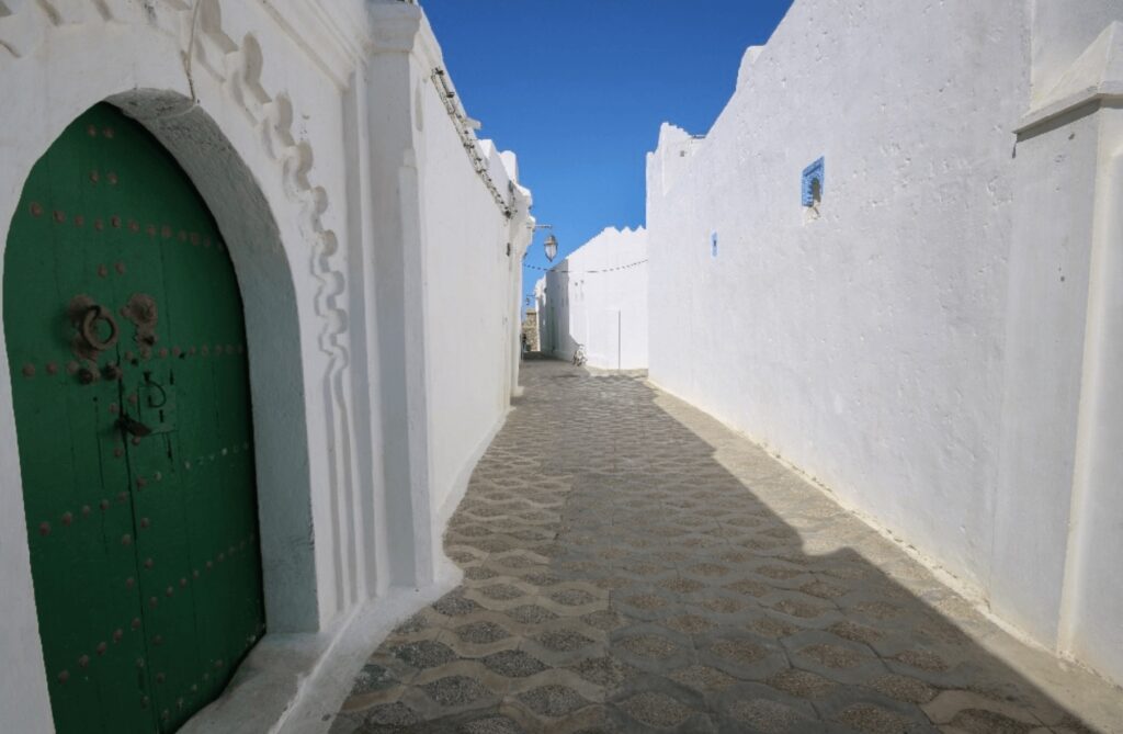 Wandering the whitewashed streets is one of the best things to do in Asilah