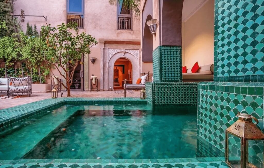 The courtyard pool at Le Medina Privilége Riad & Spa in Marrakech